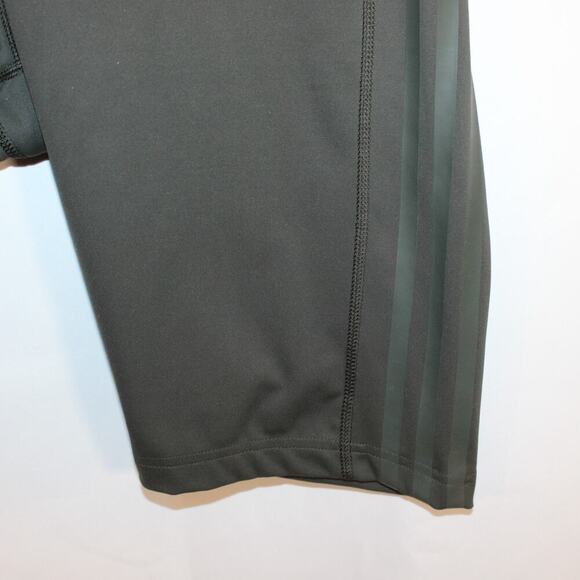 Adidas x Universal Standard Olive Green Biker Shorts Women's Size L - Picture 4 of 9